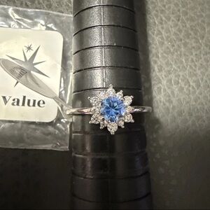 Bella fizz .925 SS Blue Ring - Size 9 - SRV $190 - NWT And Comes With Box #64